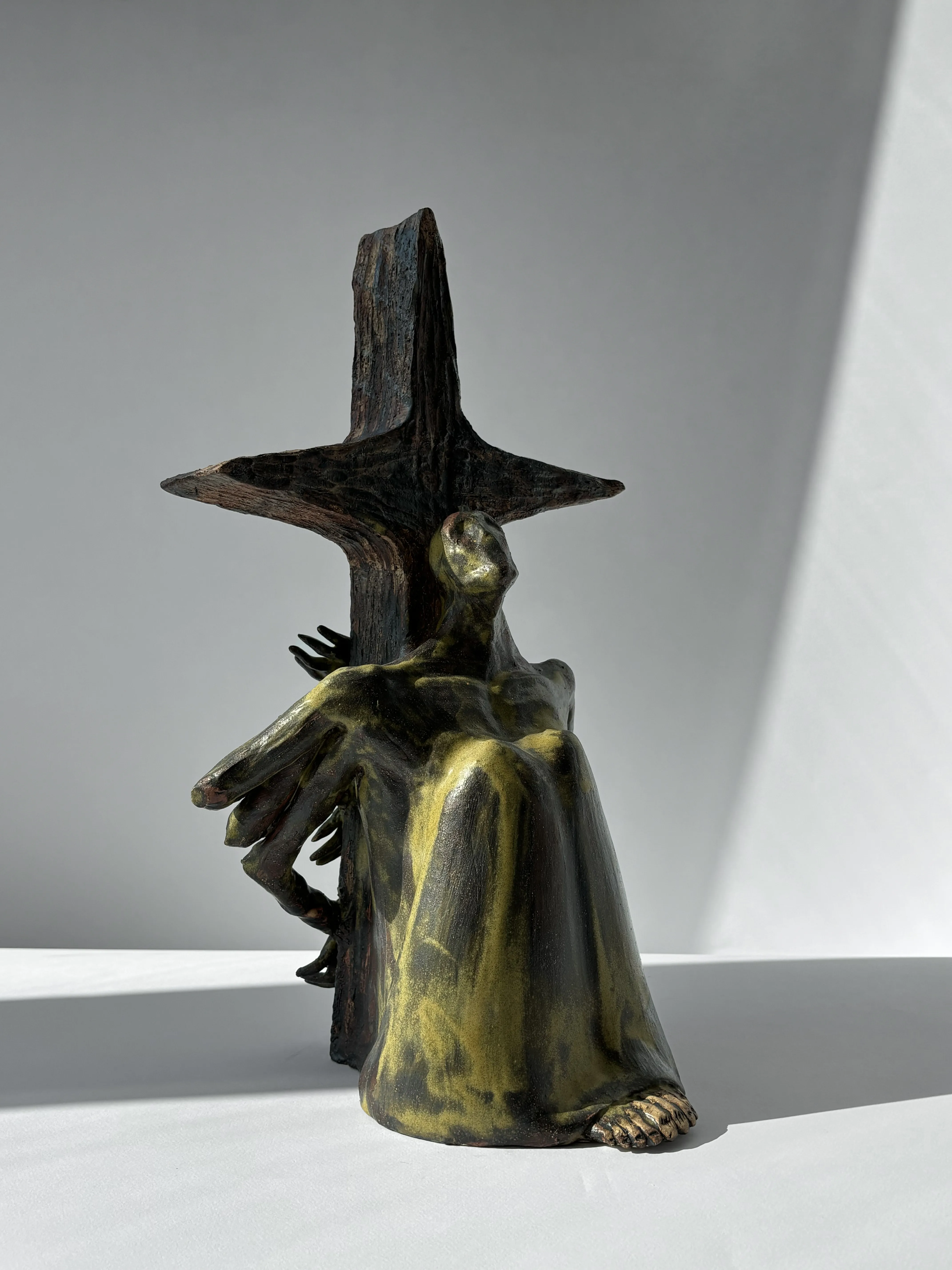 Image of Мій хрест by VITALIY KRASUTSKIY, size: 37х22х20см, made of ceramics, Sculpture medium, from Lviv, part of the Series 1 series Photo 2 of 7.