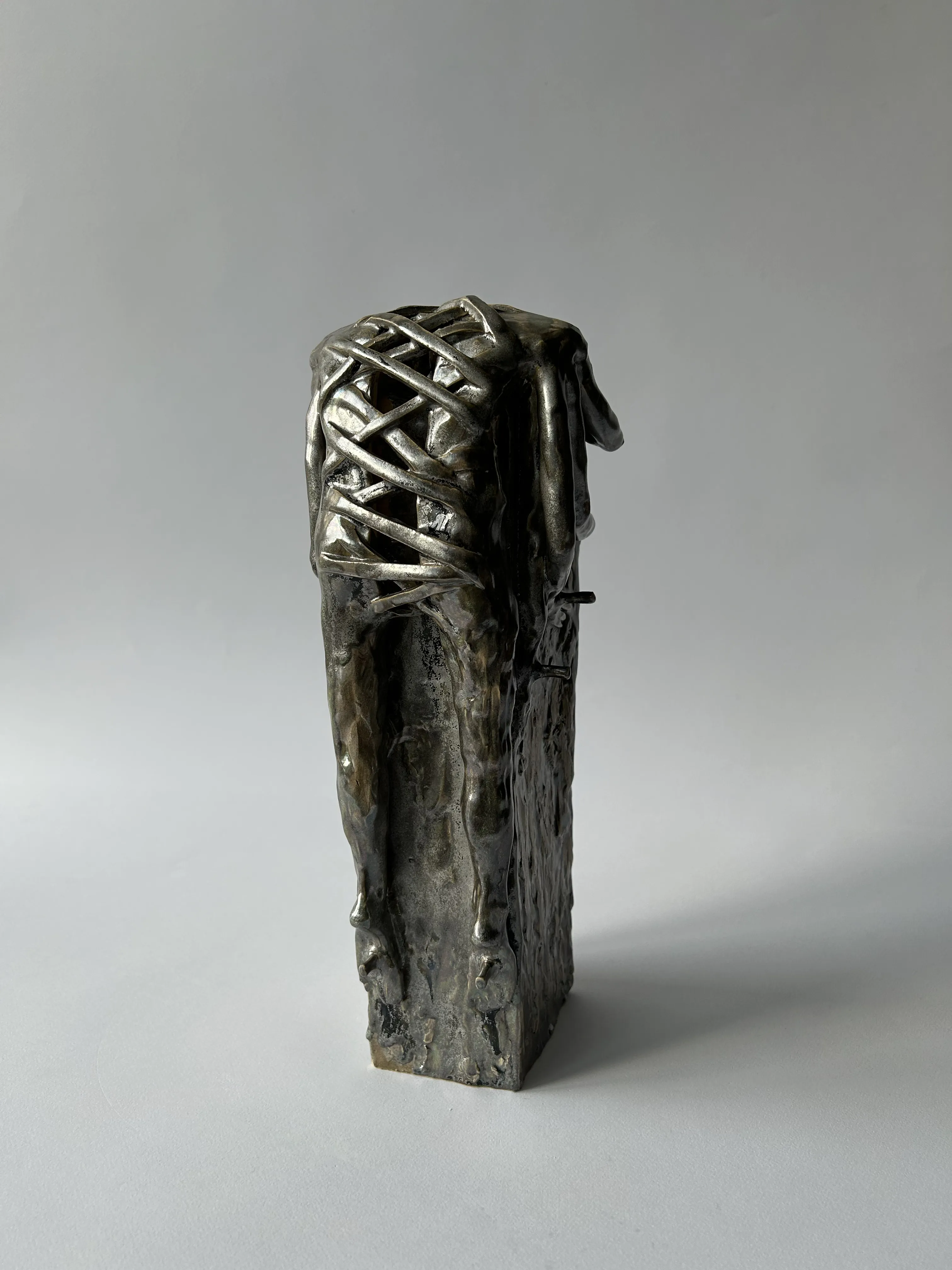 Image of Прикутість by VITALIY KRASUTSKIY, size: 36х17х12 см, made of ceramics, Sculpture medium, from Lviv, part of the Series 1 series, priced at $600 Photo 2 of 5.