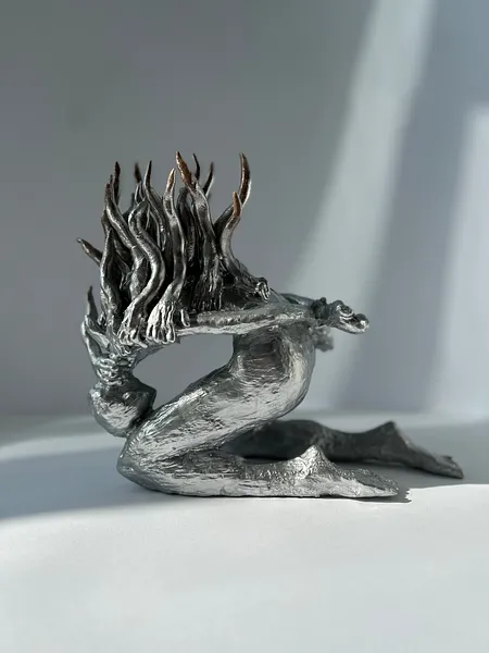 Image of First day by VITALIY KRASUTSKIY, size: 40х30х20 см, made of ceramics, Sculpture medium, from Lviv, part of the Series 1 series Photo 4 of 6.