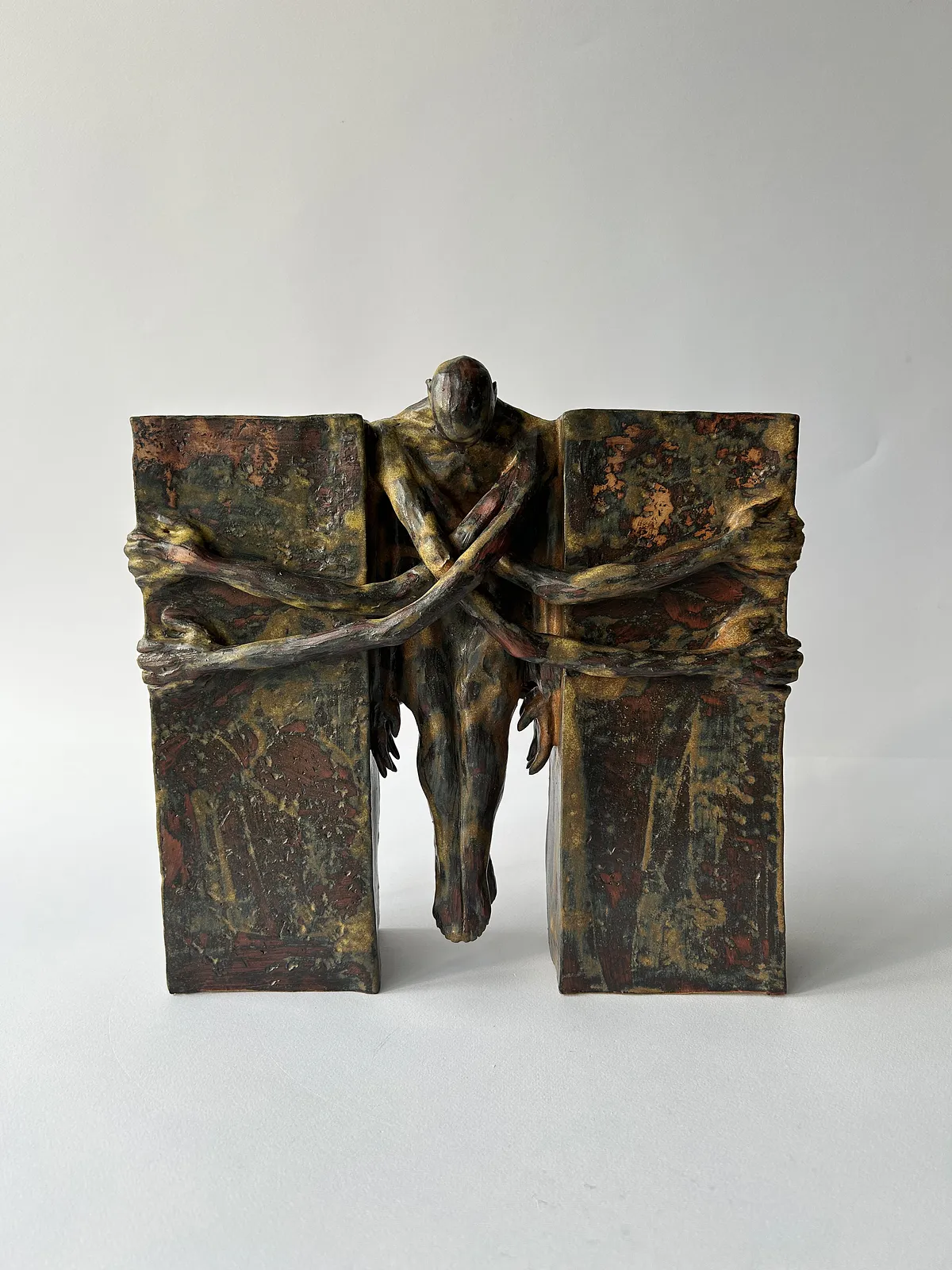 Image of Self-restraint by VITALIY KRASUTSKIY, made of pottery, Sculpture medium, from Lviv, part of the Series 1 series, priced at €600 Photo 5 of 10.