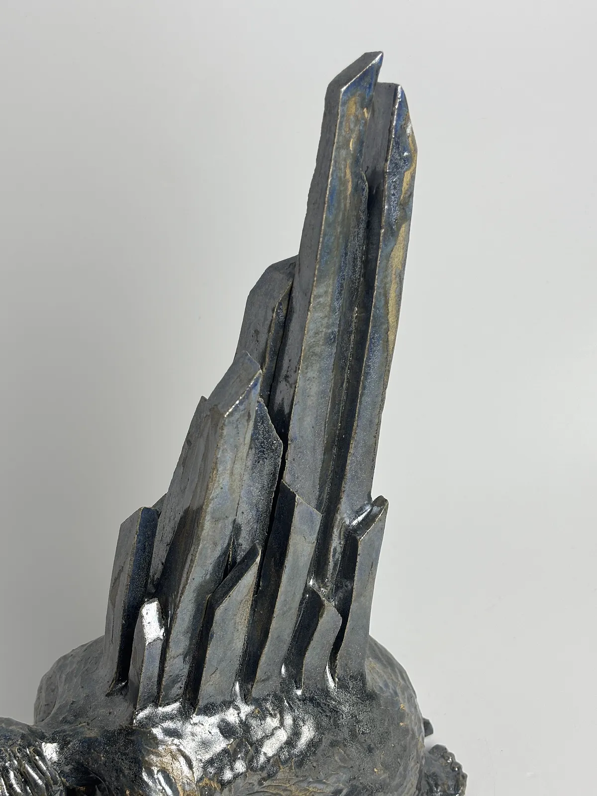 Image of Thorns by VITALIY KRASUTSKIY, made of Chamotte clay, glazes, Sculpture medium, from Lviv, part of the Series 1 series, priced at €600 Photo 8 of 9.