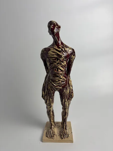 Зображення "Рана" від ВІТАЛІЙ КРАСУЦЬКИЙ, розмір: H=35 cm, матеріали: Шамотна глина, поливи, місто: Львів, ціна: €300 Фото 2 з 12.