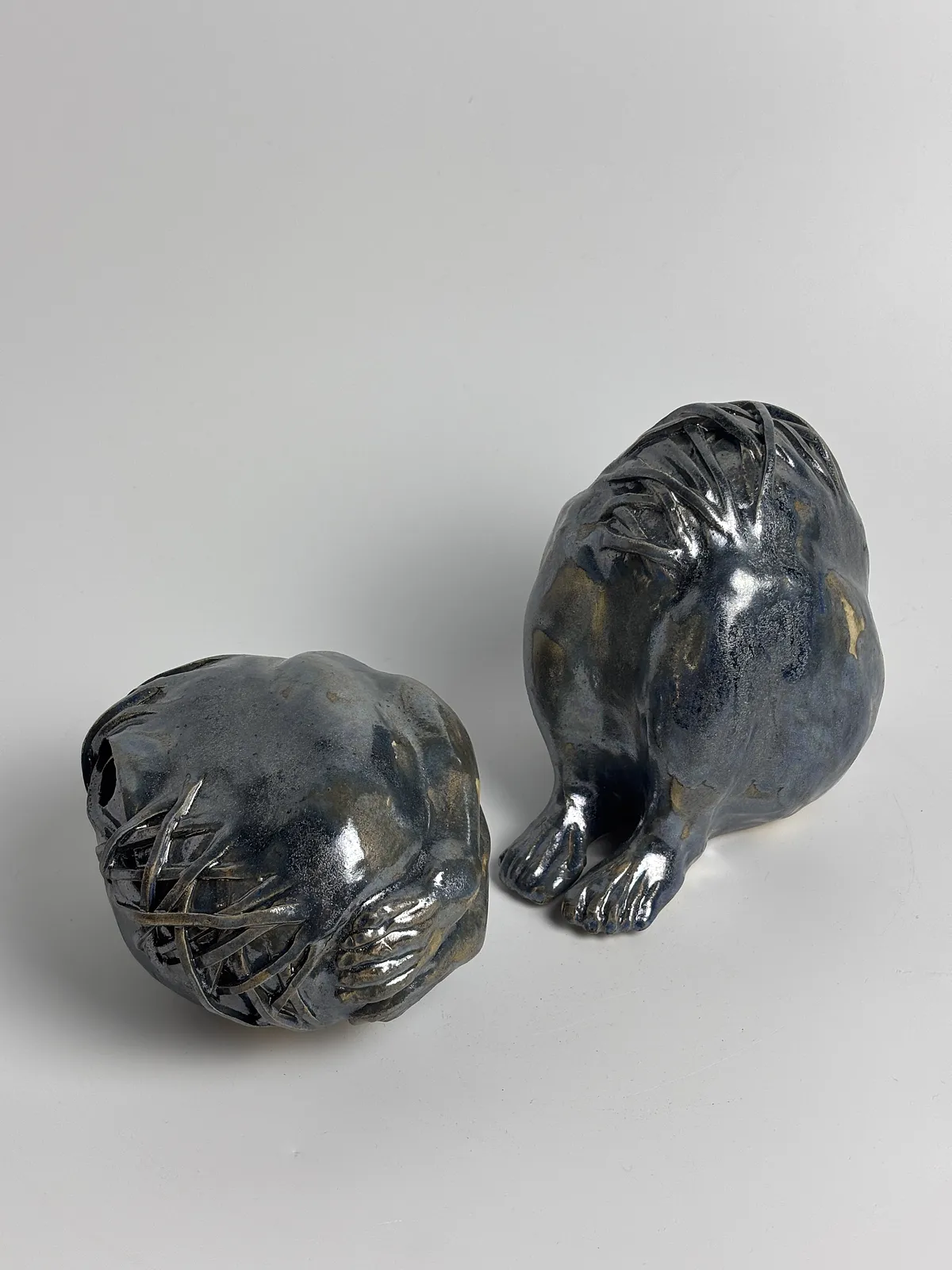 Image of Eyes by VITALIY KRASUTSKIY, made of Chamotte clay, glazes, Sculpture medium, from Lviv, part of the Series 1 series, priced at €200 Photo 11 of 12.