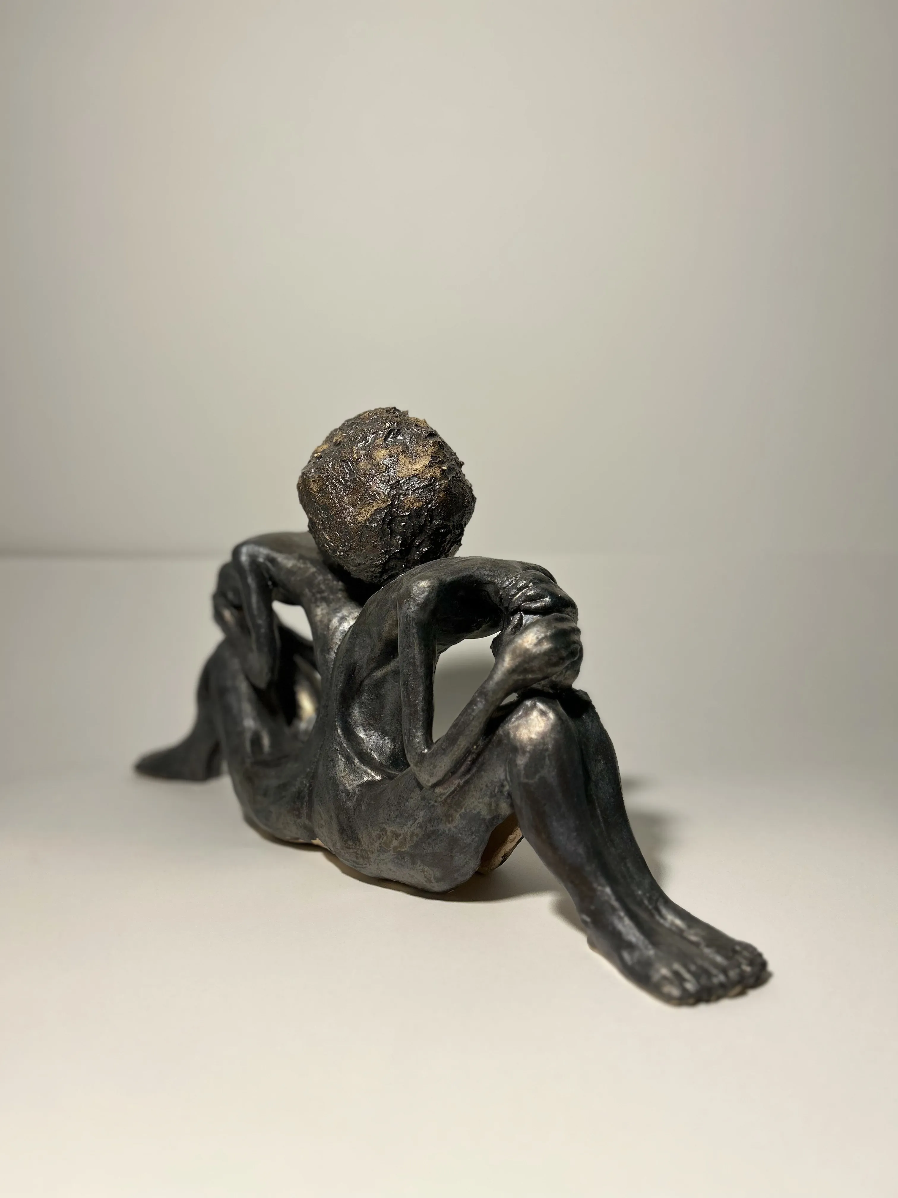 Image of Quarrel by VITALIY KRASUTSKIY, made of Chamotte clay, ceramic glazes, plaster, acrylic, Sculpture medium, from Lviv, part of the Series 1 series Photo 4 of 6.