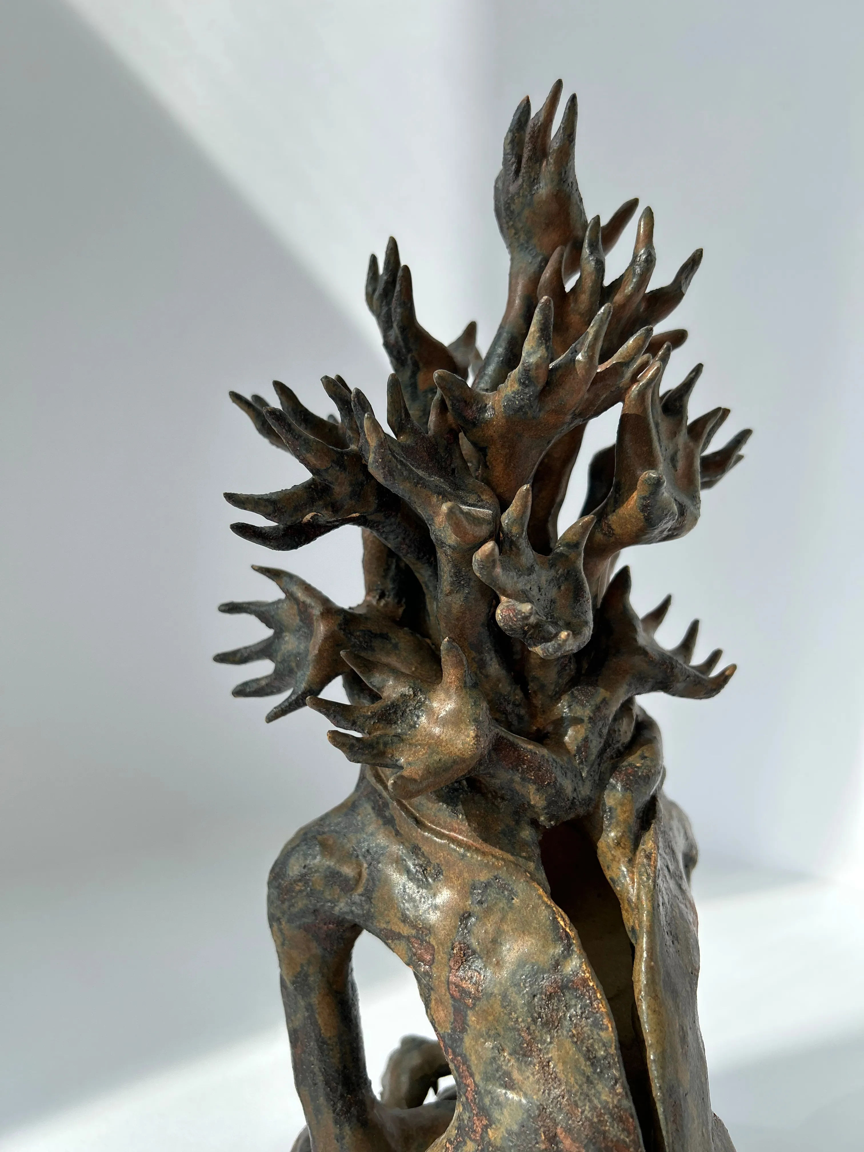 Image of Рукоголовий by VITALIY KRASUTSKIY, size: 35х25х17, Sculpture medium, part of the Series 1 series Photo 3 of 7.