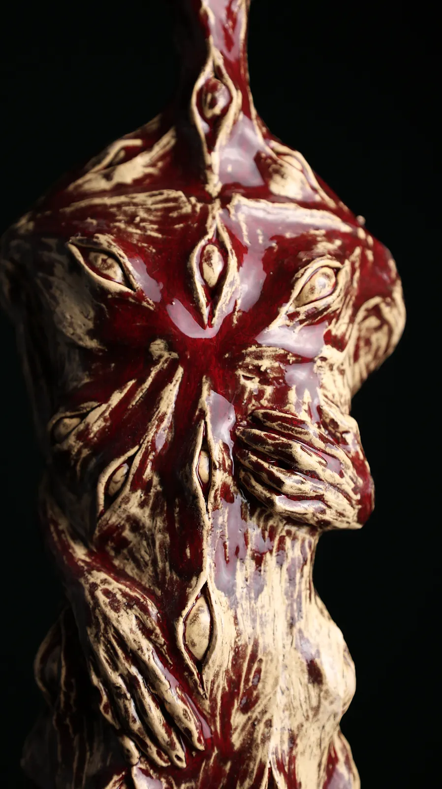 Image of Blind by VITALIY KRASUTSKIY, size: H=50 cm, made of Шамотна глина, поливи, Sculpture medium, from Львів, part of the Series 1 series, priced at €600 Photo 9 of 9.