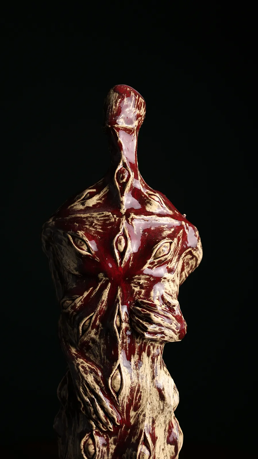 Image of Blind by VITALIY KRASUTSKIY, size: H=50 cm, made of Шамотна глина, поливи, Sculpture medium, from Львів, part of the Series 1 series, priced at €600 Photo 3 of 9.