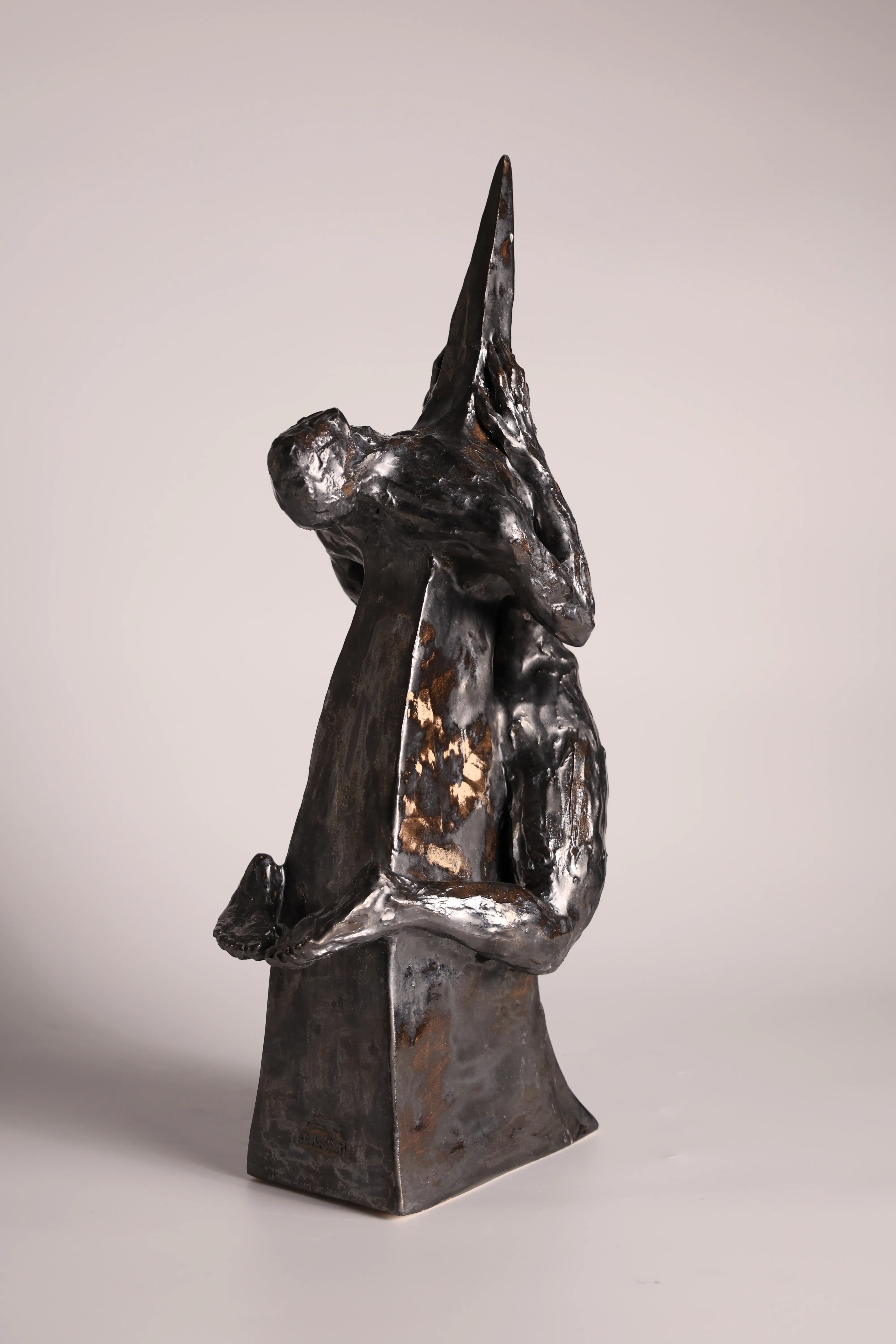 Image of Шпиль by VITALIY KRASUTSKIY, size: H=45 cm, made of Шамотна глина, поливи, Sculpture medium, from Львів, part of the Series 1 series, priced at €1200 (≈ 62,125 грн) Photo 4 of 12.
