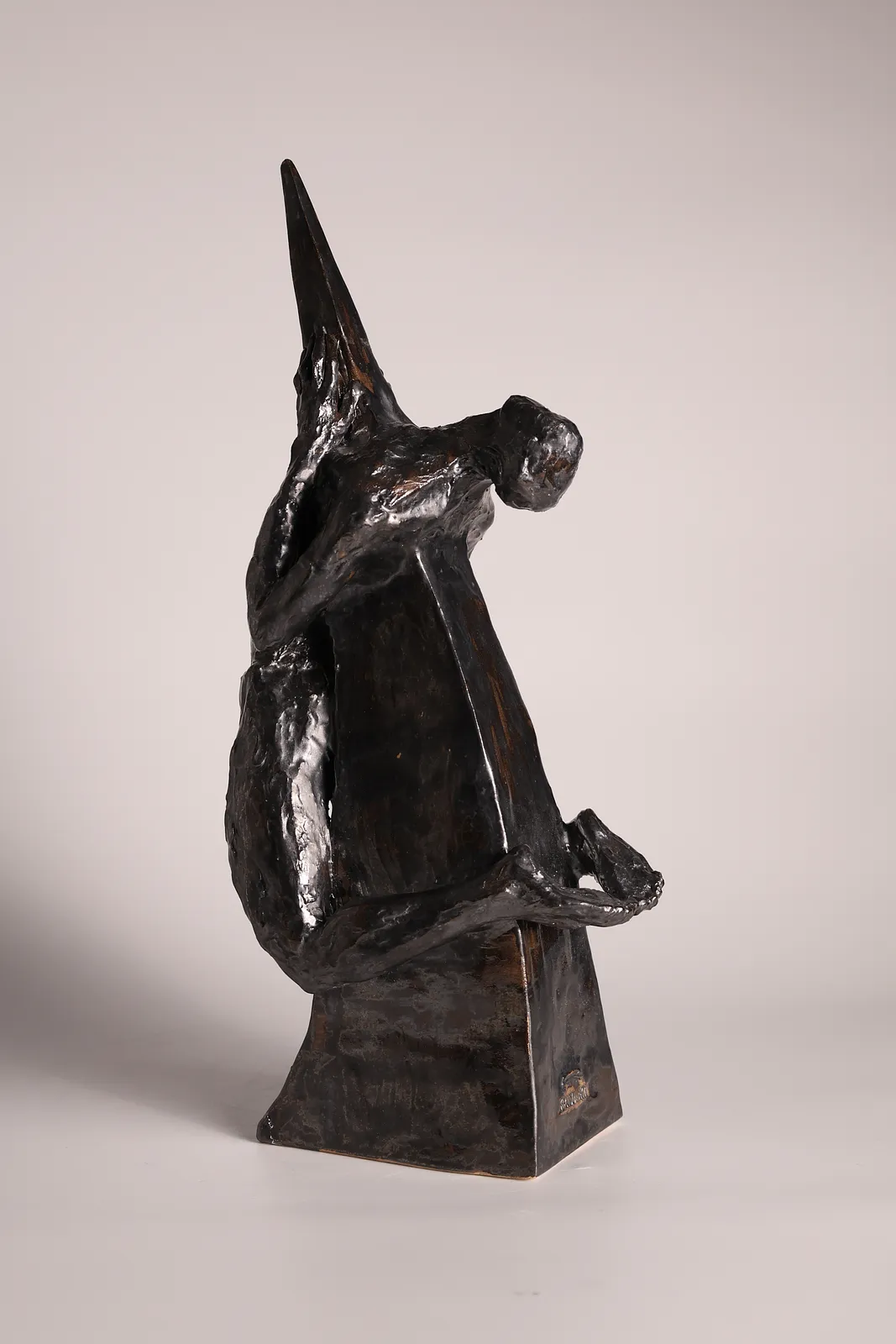 Image of Шпиль by VITALIY KRASUTSKIY, size: H=45 cm, made of Шамотна глина, поливи, Sculpture medium, from Львів, part of the Series 1 series, priced at €500 Photo 5 of 12.