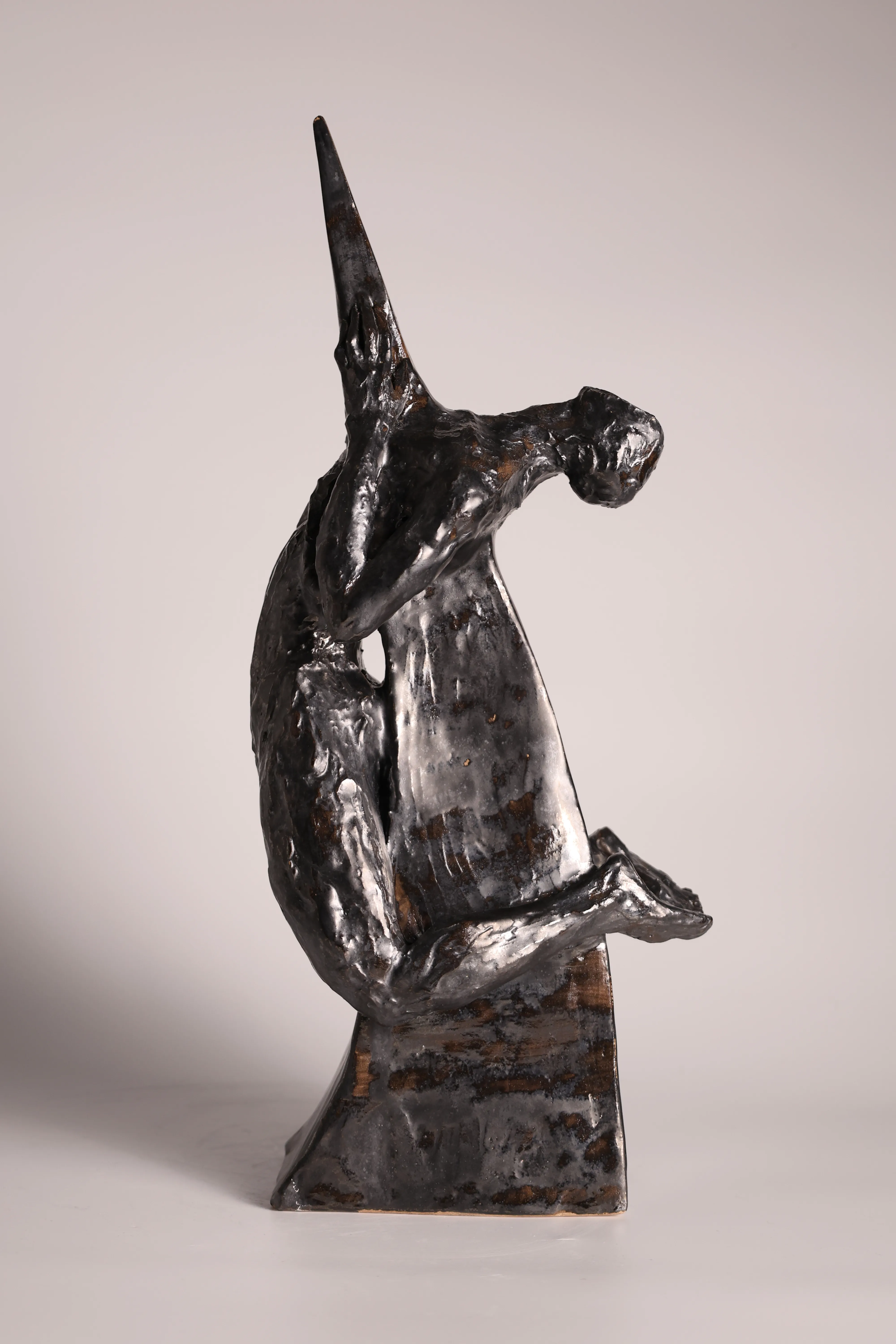 Image of Шпиль by VITALIY KRASUTSKIY, size: H=45 cm, made of Шамотна глина, поливи, Sculpture medium, from Львів, part of the Series 1 series, priced at €1200 (≈ 62,125 грн) Photo 6 of 12.
