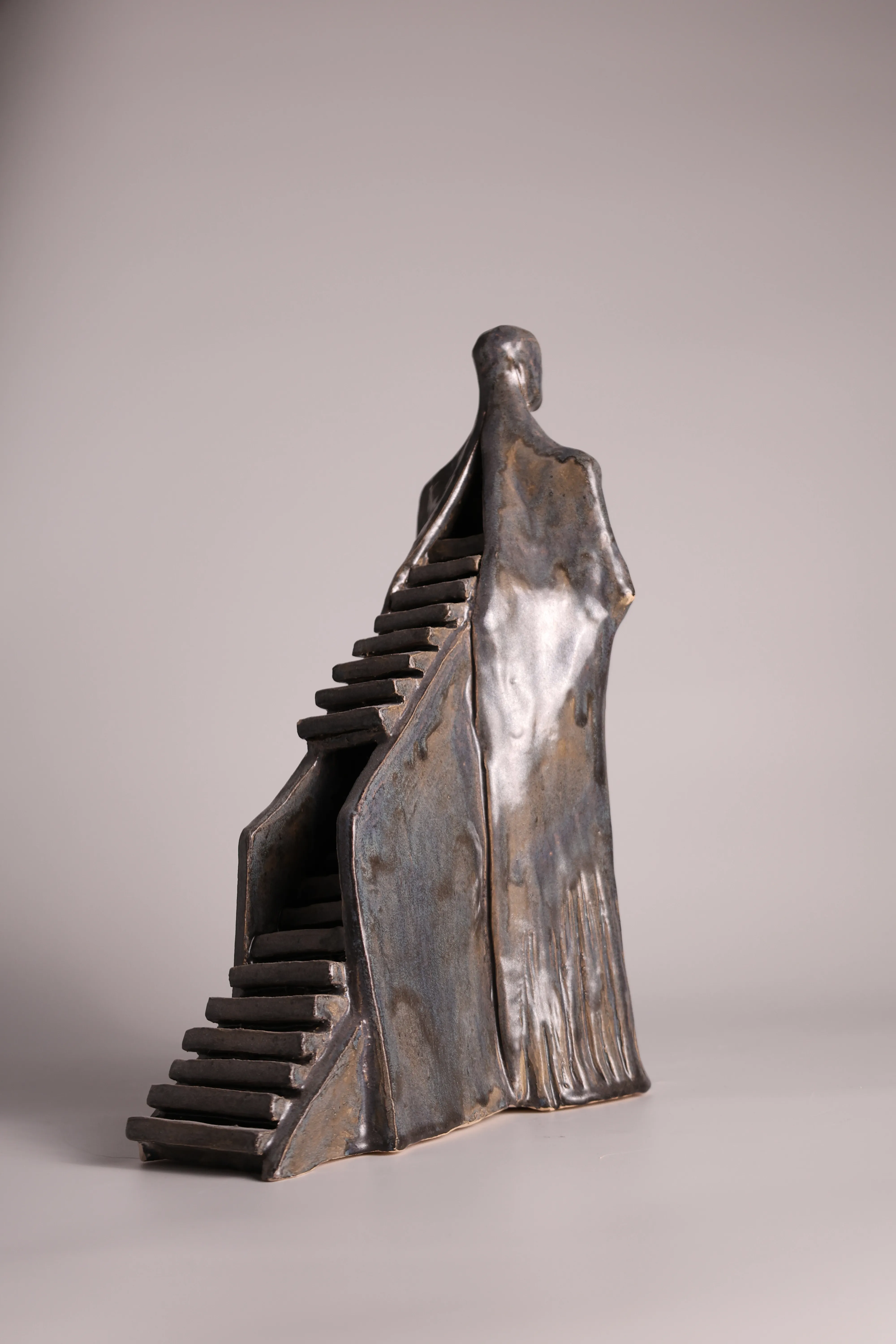 Image of Inside by VITALIY KRASUTSKIY, size: 35x30 cm, made of Шамотна глина, поливи, Sculpture medium, from Львів, part of the Series 1 series Photo 7 of 11.