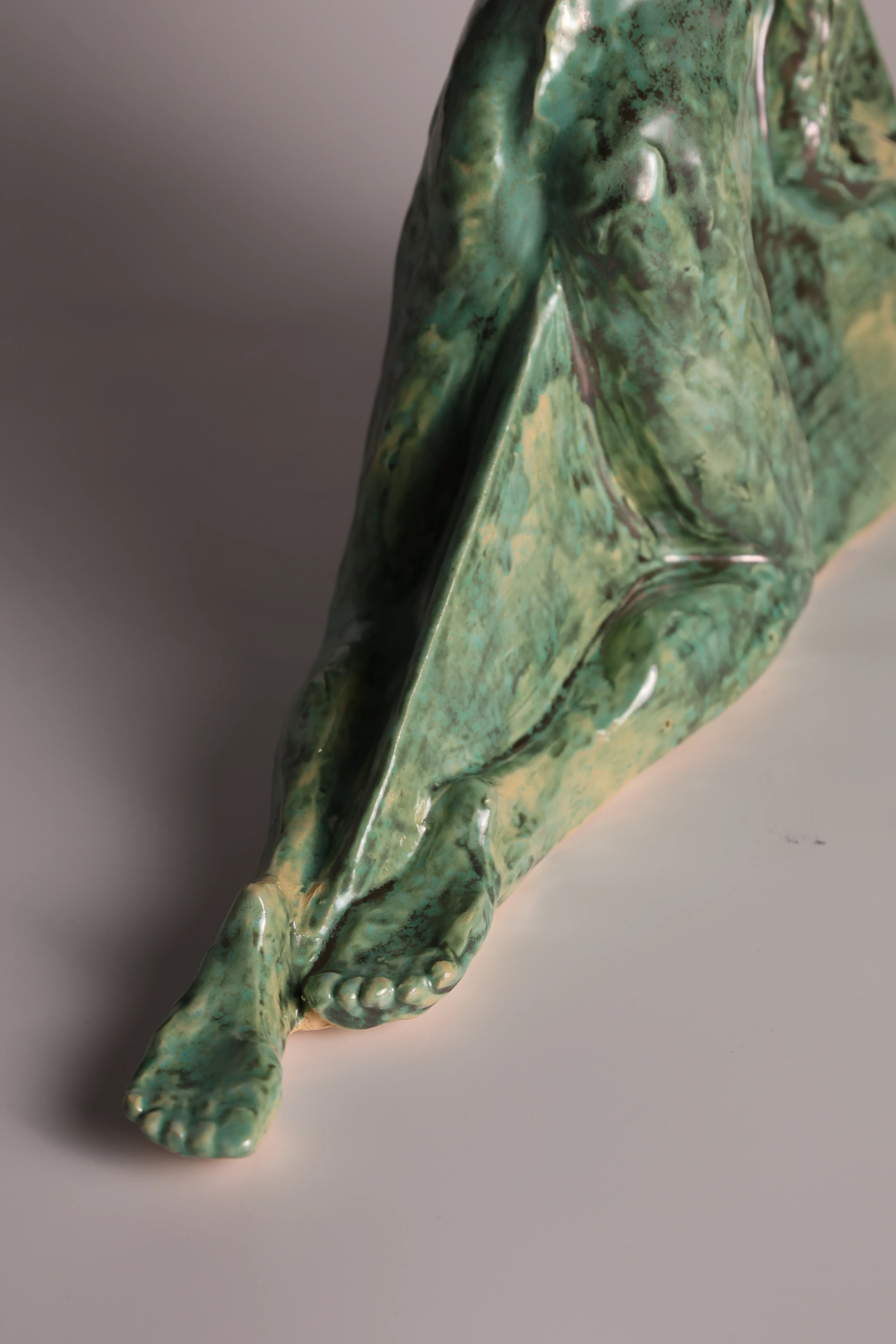 Image of Exit by VITALIY KRASUTSKIY, size: 48х25х15, made of Шамотна глина, поливи, Sculpture medium, from Львів, part of the Series 1 series, priced at €1000 (≈ 51,771 грн) Photo 7 of 10.
