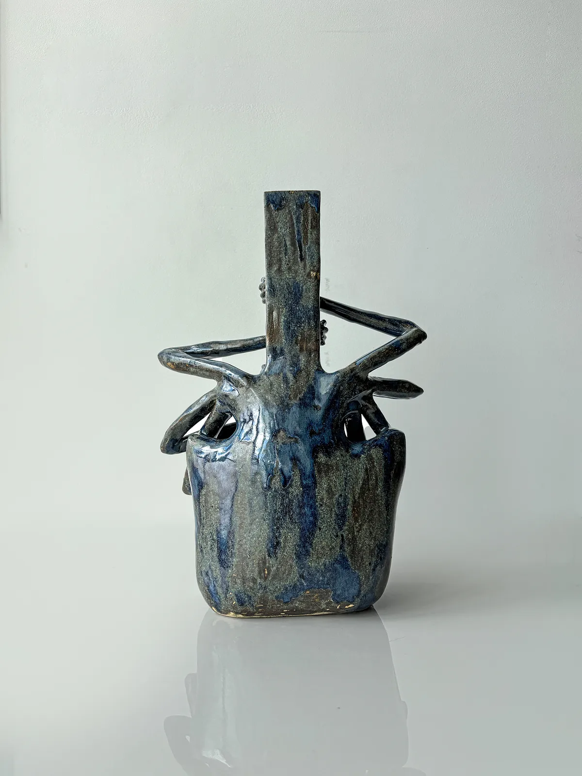 Image of Faces by VITALIY KRASUTSKIY, made of Chamotte clay, glazes, Sculpture medium, from Lviv, part of the Series 1 series, priced at €800 Photo 3 of 5.