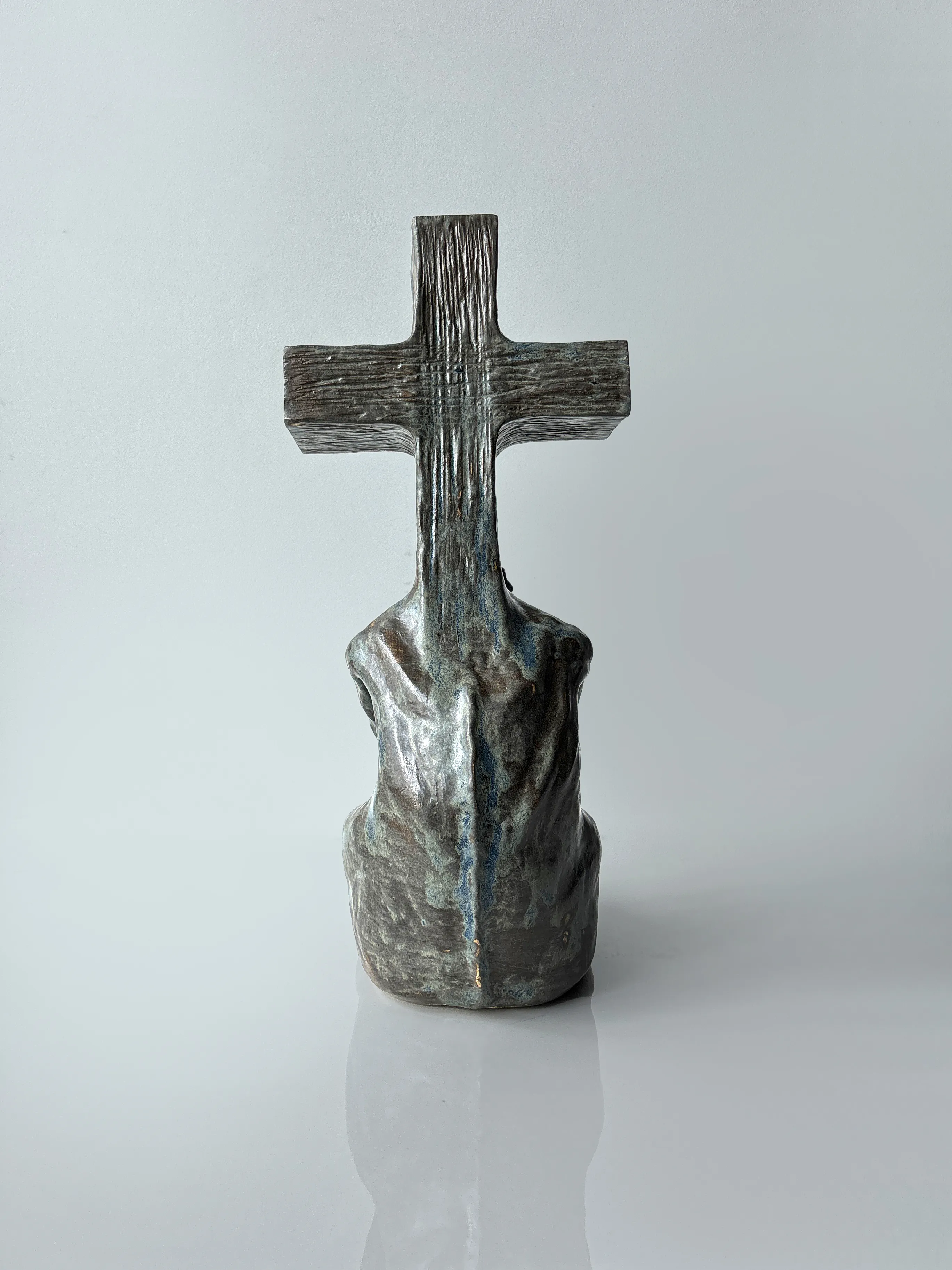 Image of Cross-headed by VITALIY KRASUTSKIY, size: 44x24x20 cm, made of Chamotte clay, glazes, Sculpture medium, from Lviv, part of the Series 1 series, priced at €1200 Photo 6 of 10.