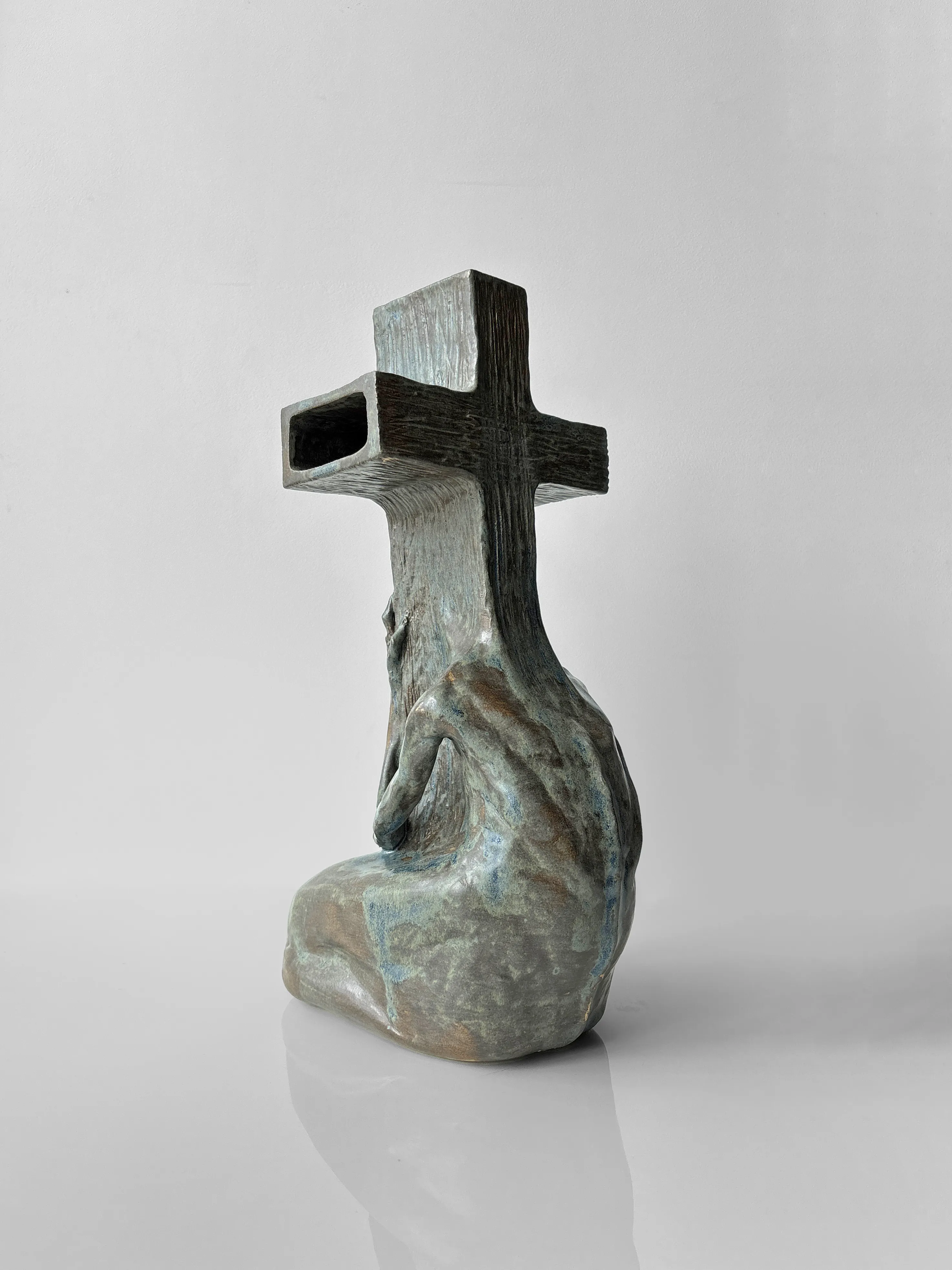 Image of Cross-headed by VITALIY KRASUTSKIY, size: 44x24x20 cm, made of Chamotte clay, glazes, Sculpture medium, from Lviv, part of the Series 1 series, priced at €1200 Photo 9 of 10.