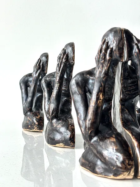 Image of Divided by VITALIY KRASUTSKIY, size: H=130mm, made of Chamotte clay, glazes, Sculpture medium, from Lviv Photo 3 of 8.