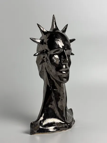 Image of Гордість by VITALIY KRASUTSKIY, size: 30х20 см, Sculpture medium, part of the Series 1 series Photo 6 of 10.