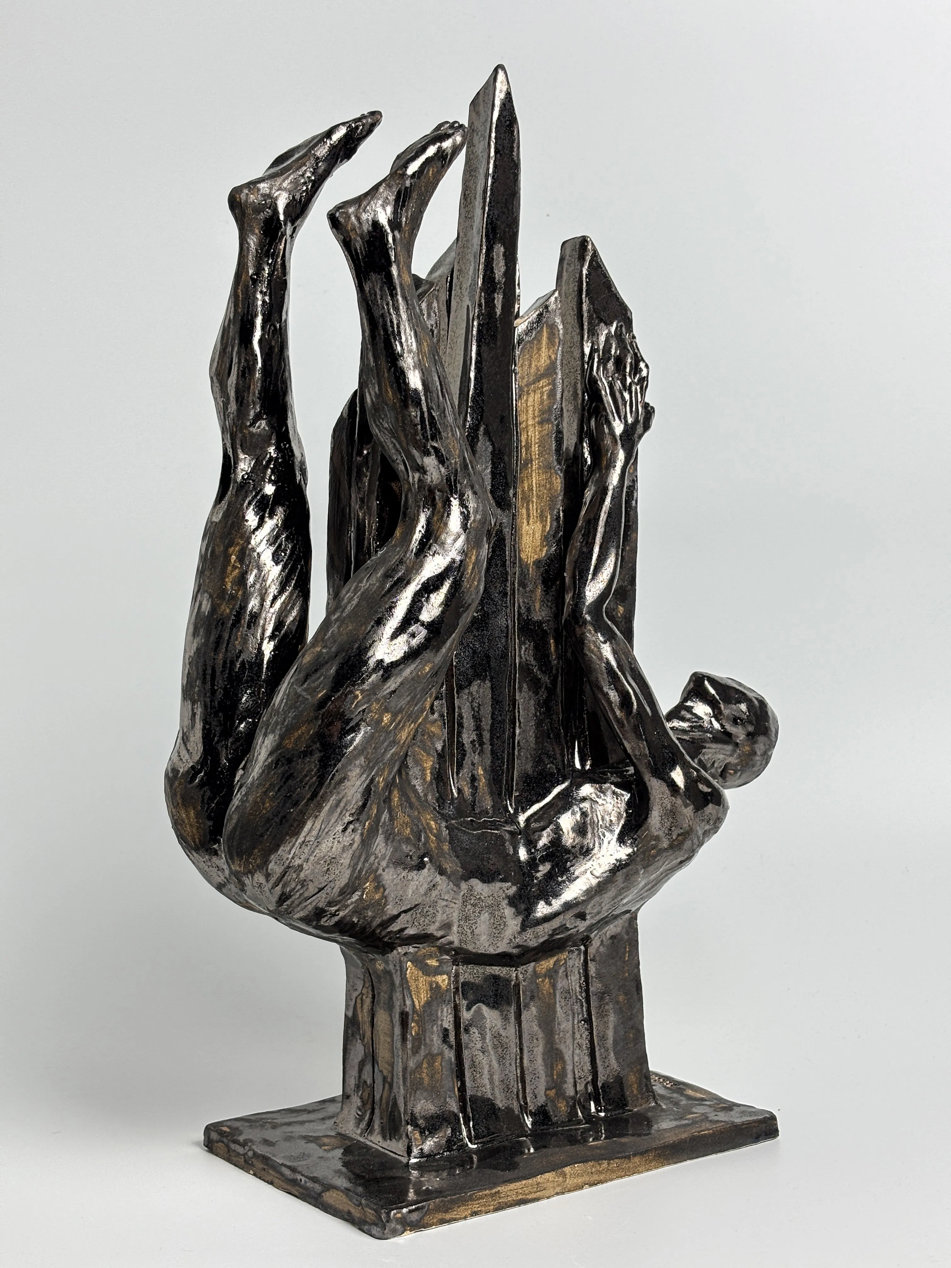 Image of Decline by VITALIY KRASUTSKIY, size: 42х30х15 см, made of Chamotte clay, glazes, Sculpture medium, from Lviv, part of the Series 1 series, priced at €1200 Photo 6 of 10.