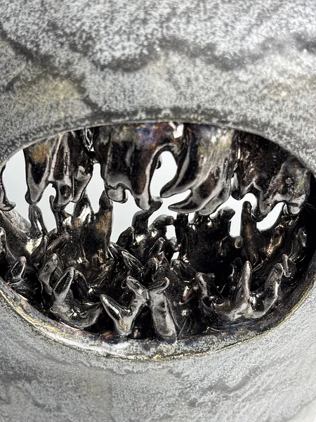 Зображення "Портал " від ВІТАЛІЙ КРАСУЦЬКИЙ, розмір: 42х22 см, матеріали: Шамотна глина, поливи, медіум: Скульптура, місто: Львів, серія: Скульпутра, ціна: $800 Фото 6 з 9.