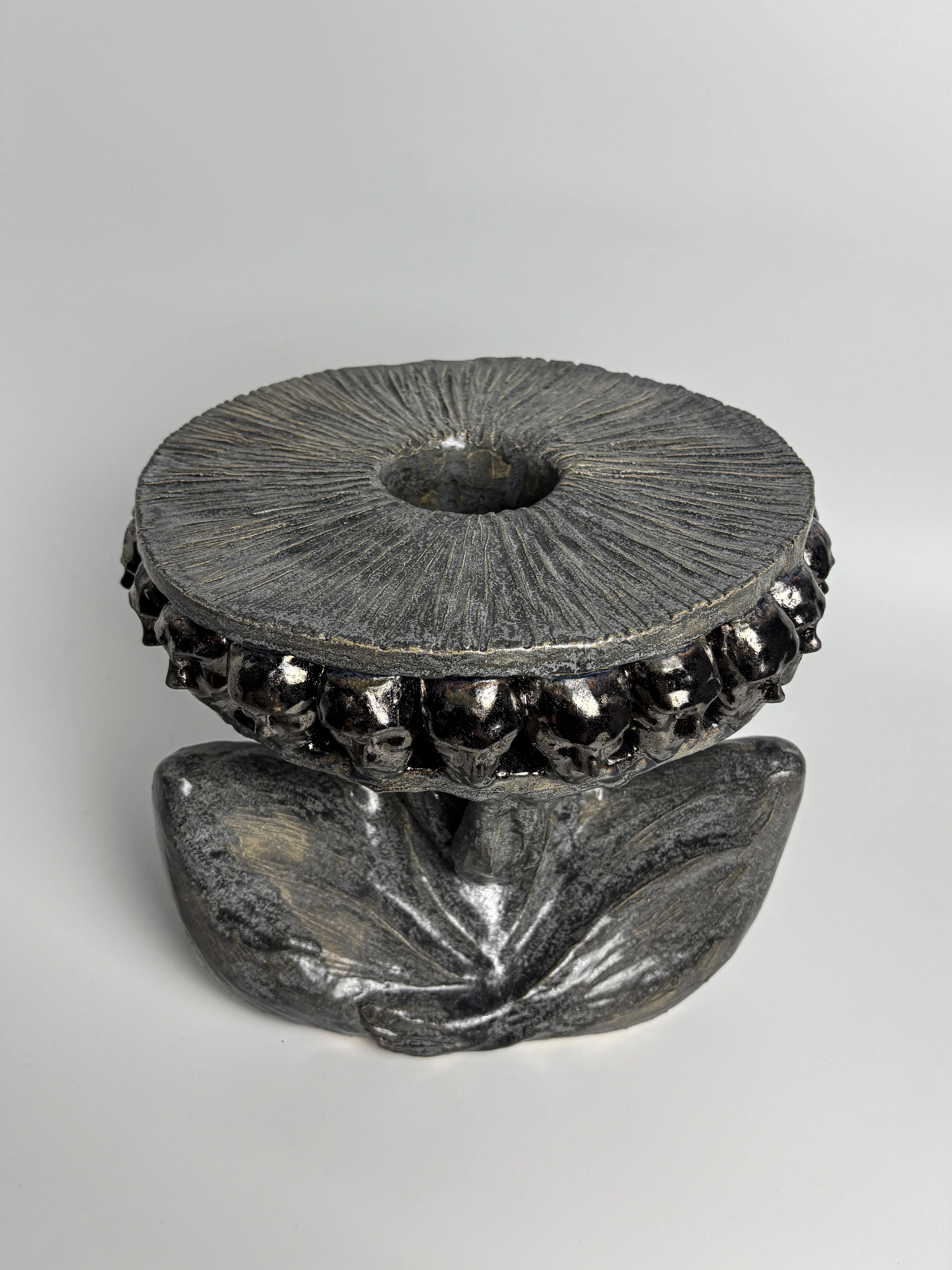 Зображення "Мовчання" від ВІТАЛІЙ КРАСУЦЬКИЙ, розмір: 30х30х23, матеріали: Шамотна глина, поливи, медіум: Скульптура, місто: Львів, серія: Скульпутра, ціна: $1200 Фото 3 з 10.