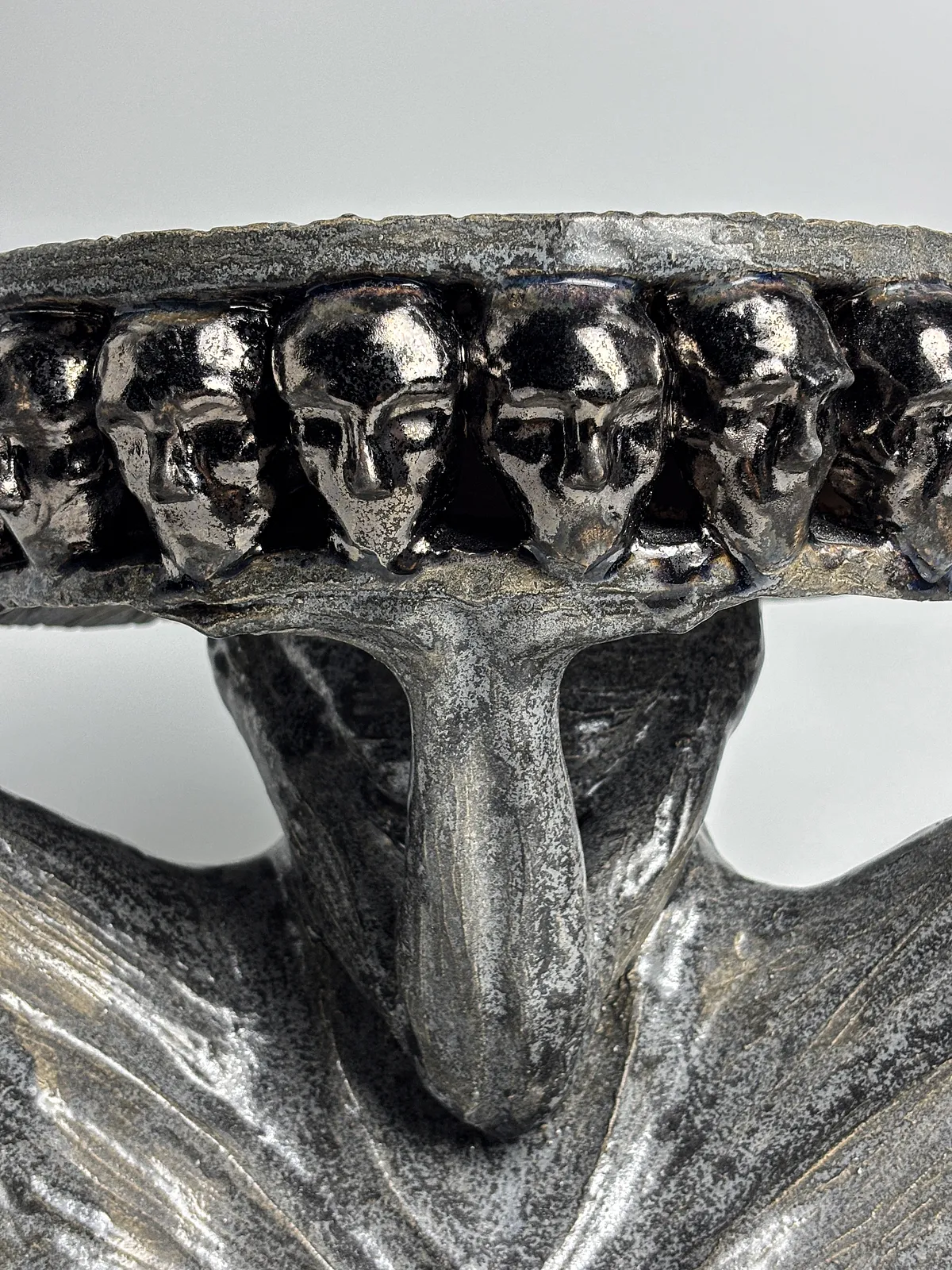 Image of Silence by VITALIY KRASUTSKIY, made of Chamotte clay, glazes, Sculpture medium, from Lviv, part of the Series 1 series, priced at €1400 Photo 6 of 10.